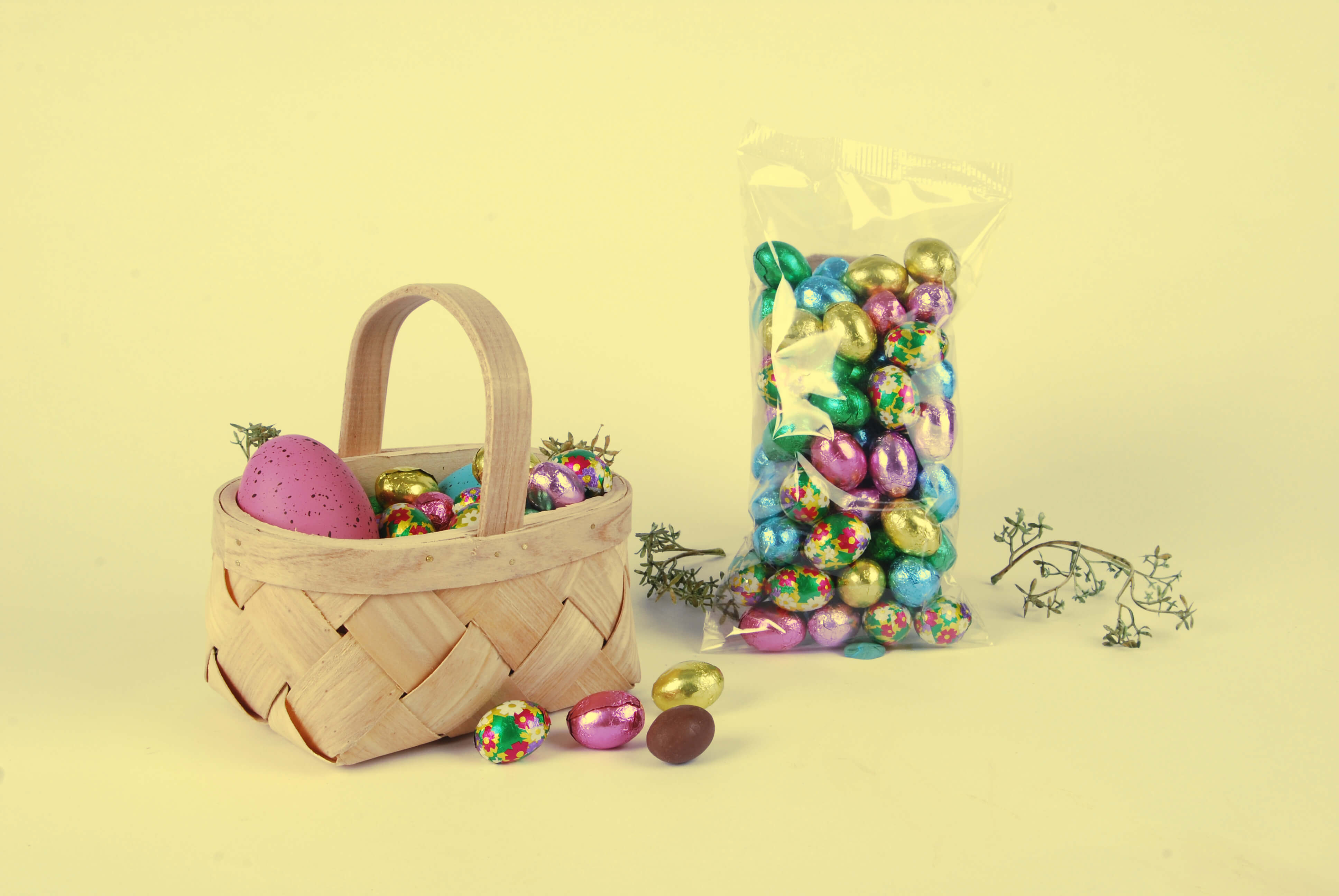 Milk Chocolate Crispy Foiled Eggs - Goodie Bag Size – Fun Factory Sweet  Shoppe